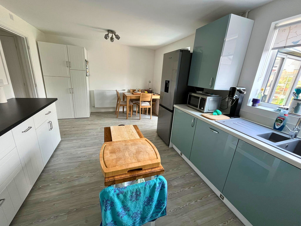 8 Bullrush Close